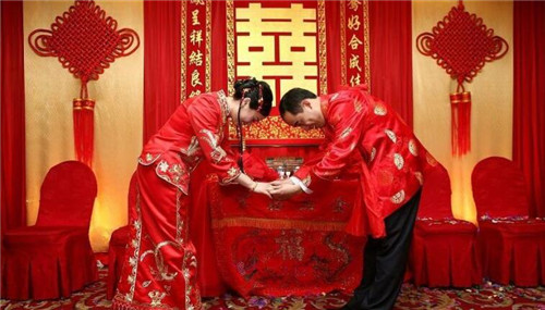 厦门婚礼习俗作文_厦门婚礼风俗_厦门的婚礼是怎样的